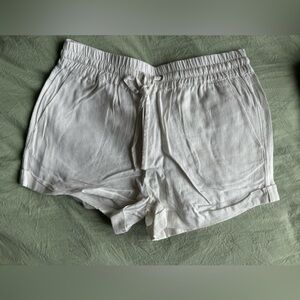 White linen shorts